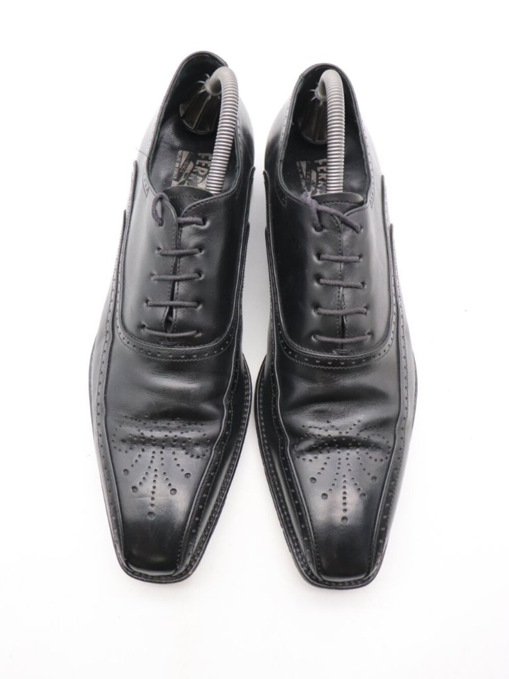 Salvatore Ferragamo Men's Size 9 B Black Leather Wingtip Oxfords Dress Shoes